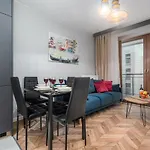 Apartments Warsaw Markowska by Renters